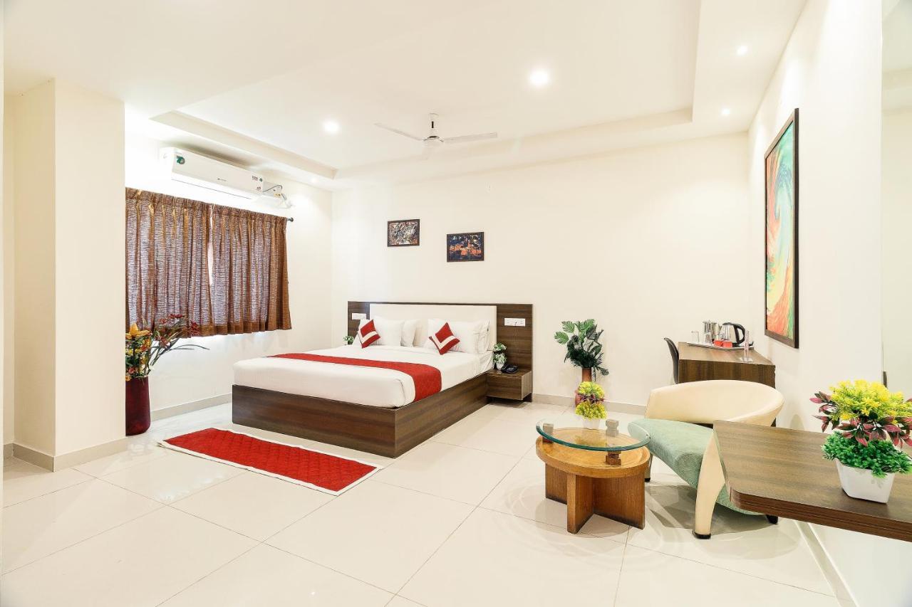 Octave Brookefield Suites Bangalore Esterno foto